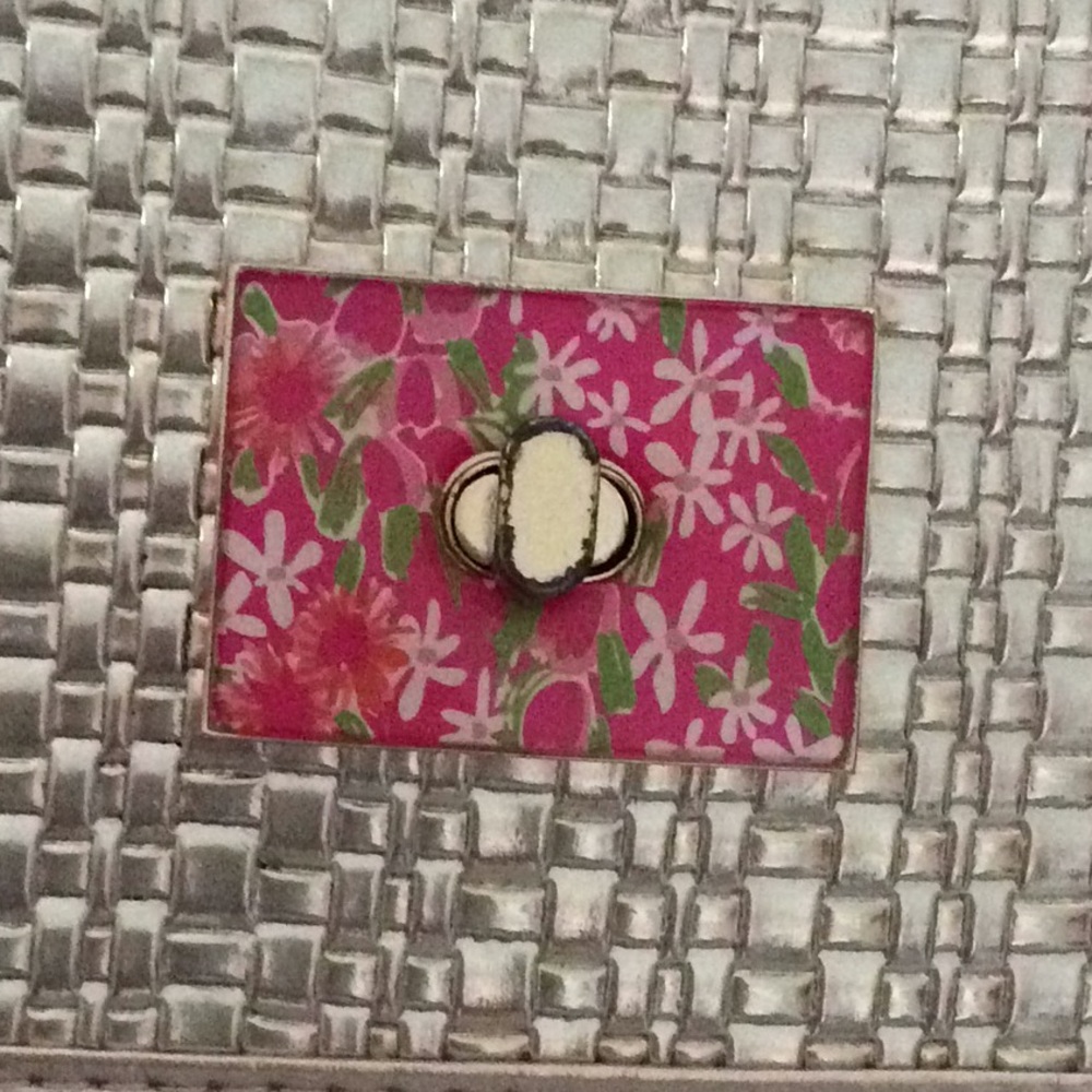 SOLD Lilly Pulitzer gold handbag clutch SOLD - Picture 2 of 5